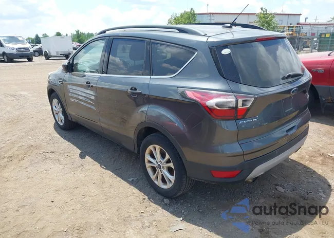 1FMCU9GD9HUB41776: 42656884