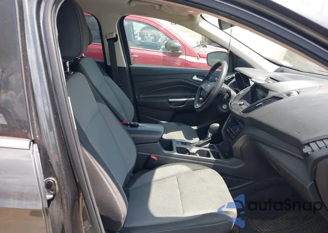 1FMCU9GD9HUB41776: 42656884