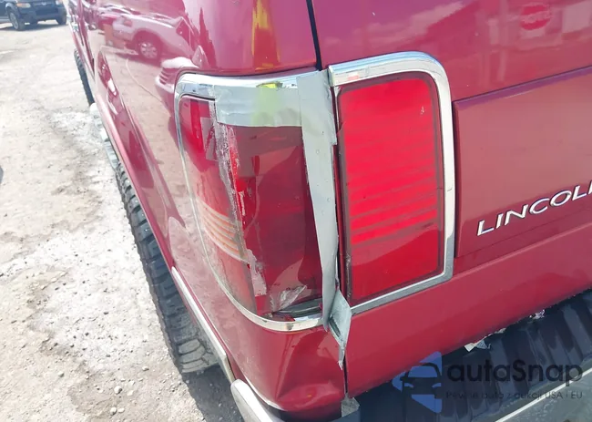 5LTPW16588FJ05901: 42656167