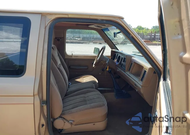 1FTCR14TXJPB09796: 42657375