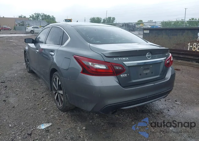 1N4AL3AP0JC107757: 42657432