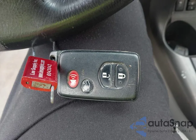 2T3YK4DV8AW006569: 42657476