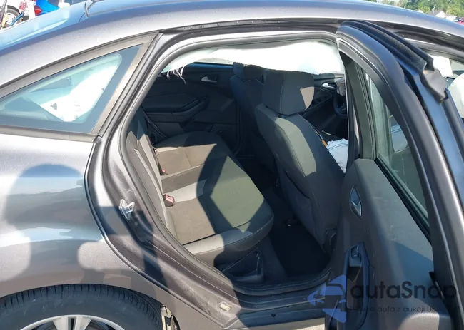 1FADP3F2XDL261041: 42657496