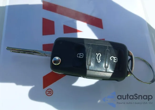 3VWBP7AJ7CM376696: 42657498