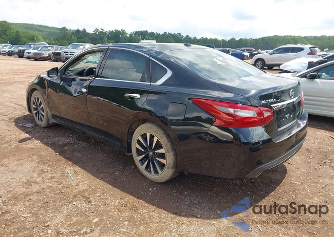 1N4AL3AP0JC213450: 42657519