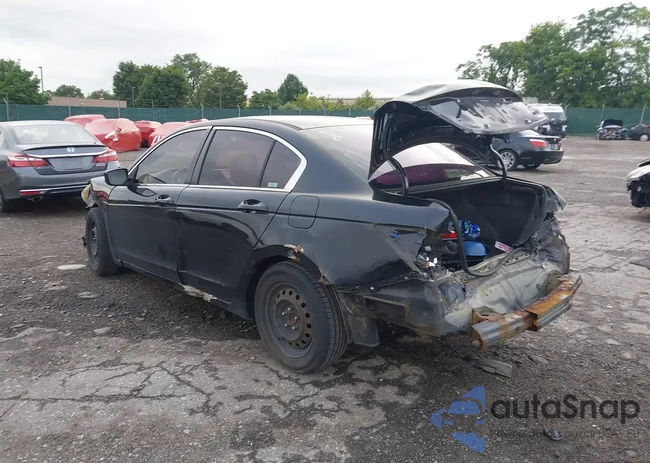 1HGCP264X8A062592: 42657531