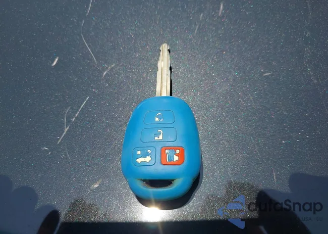 2T1BURHEXGC571044: 42657671