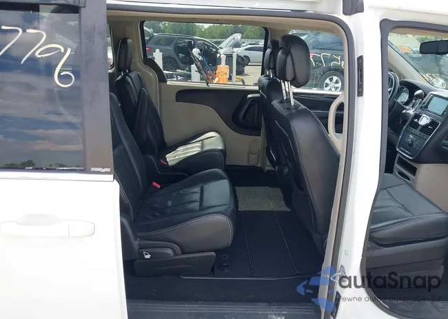 2C4RC1BG1DR821263: 42657706