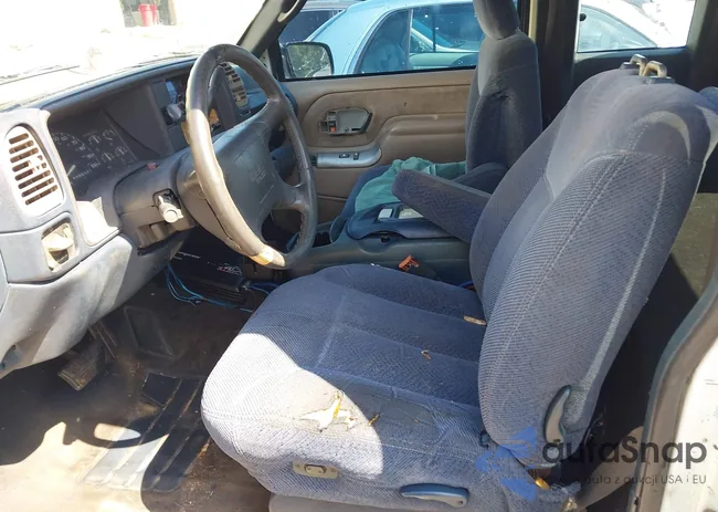 2GTEC19W3T1526626: 42657774