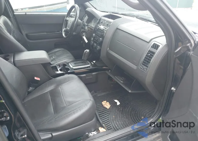 1FMCU0EG2CKC40968: 42657799