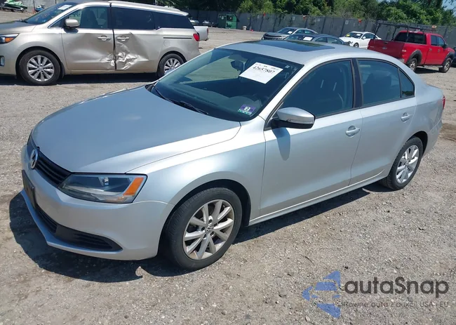 3VWDZ7AJXBM319068: 42657807