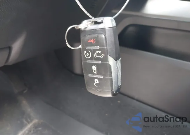 1C6SRFJT8MN736615: 42657835