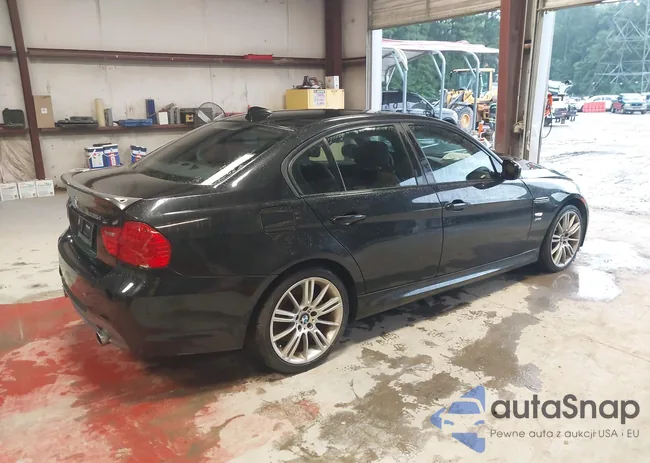 WBAPL33579A406439: 42657908