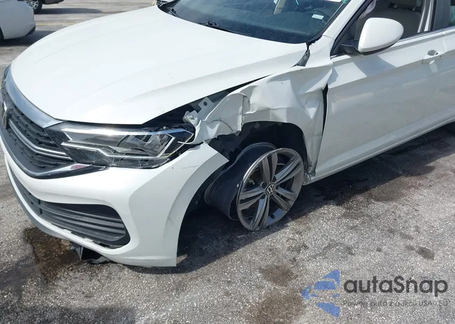 3VWEM7BU8RM007188: 42657015