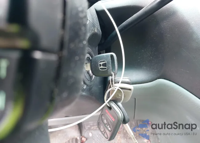 5FNRL18824B100249: 42657128