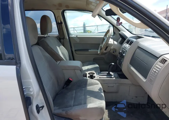 1FMCU9D74CKB33927: 42657298