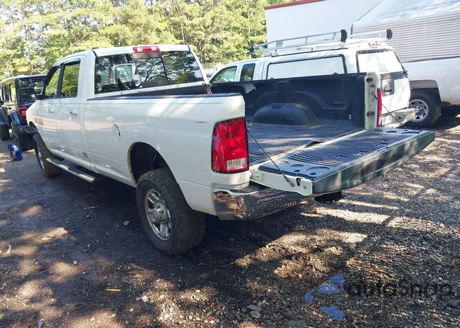 3C6UR5JL2GG221738: 42658336