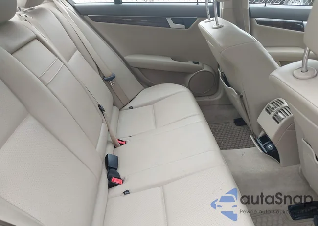 WDDGF8AB4EG234724: 42658402