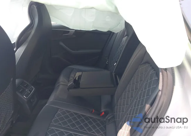 WAUB4AF43JA037369: 42658468