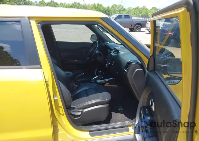 KNDJX3A53E7025677: 42658697