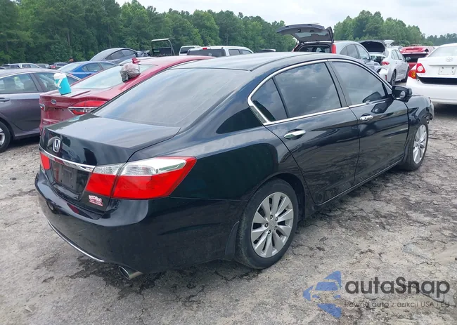 1HGCR2F76EA139992: 42658732