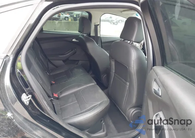 1FADP3F27GL286127: 42658737