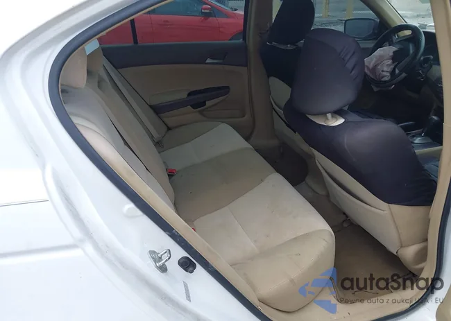 1HGCP26458A056182: 42658775