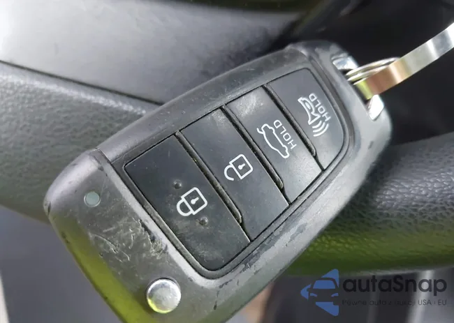 3KPC24A38KE067110: 42658009