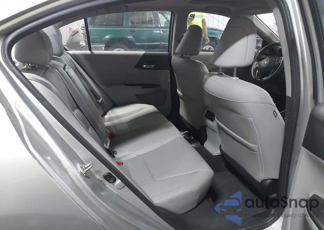 1HGCR2F8XFA033815: 42658020