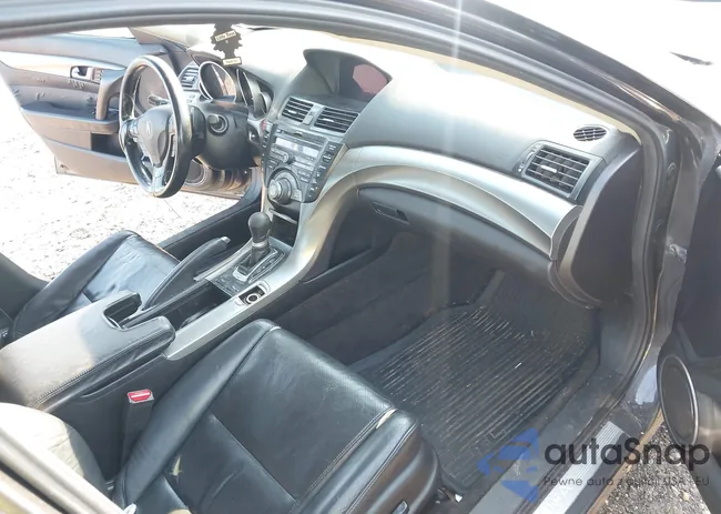 19UUA86519A023781: 42658050