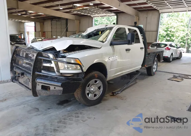 3C6UR5HL2HG758083: 42658124