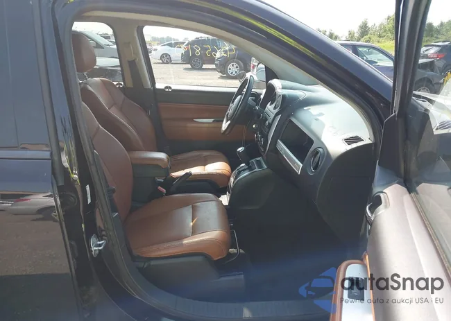 1C4NJDCB4FD189115: 42658192