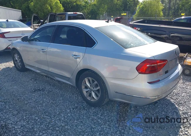 1VWAT7A30GC022440: 42658217