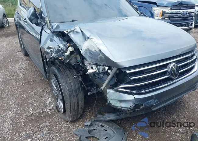 3VV2B7AX0NM111127: 42659342