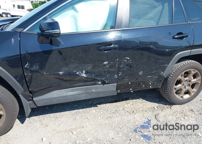 2T3UWRFV1RW233935: 42659480