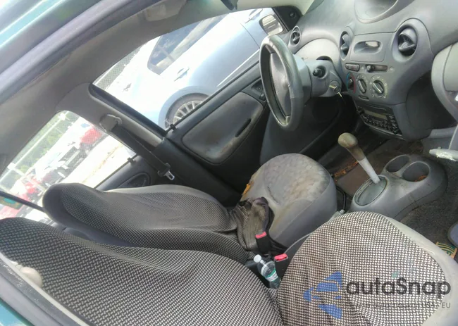 JTDBT1230Y0002792: 42659574