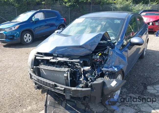 KNADM4A38G6646123: 42659112