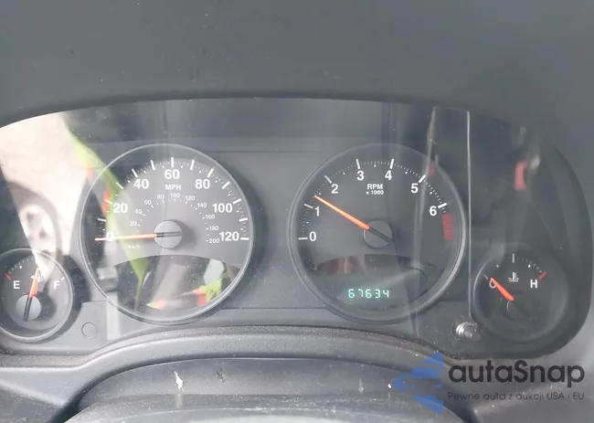 1C4NJCBA8CD567483: 42659144