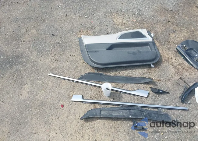 5XYP64HC8NG323569: 42659152