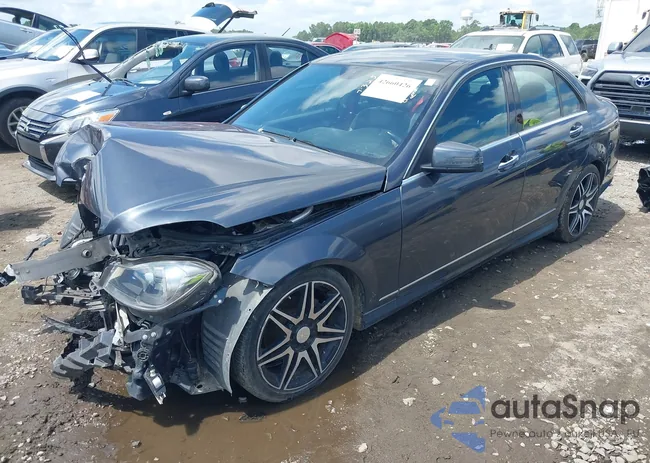 WDDGF4HB9DR261323: 42660426