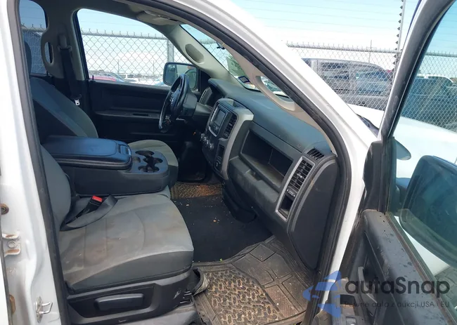 1C6RR7FG9MS556741: 42660444