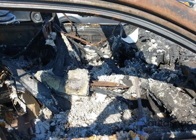 5TDJZRFH5KS976996: 42660518