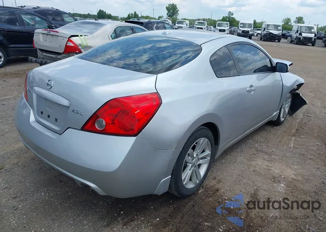 1N4AL2EP4DC913027: 42660543