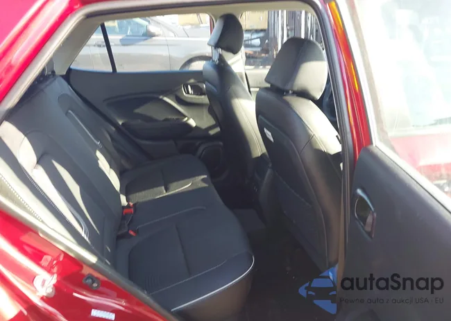 KMHRC8A32RU295819: 42660637