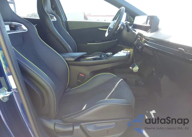 KNDC5DLE9P5106750: 42660646