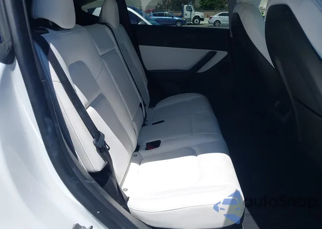 7SAYGDEE2NF355158: 42660694