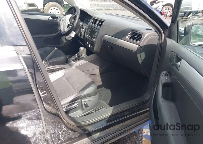 3VWDX7AJ4DM396477: 42659959