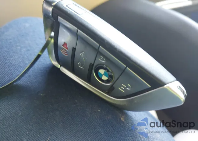 WBAJA9C58KB391755: 42659993