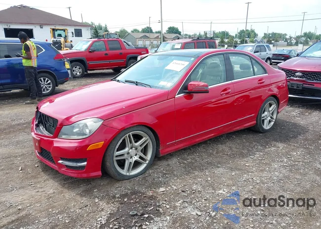 WDDGF8BB8CR207493: 42660200