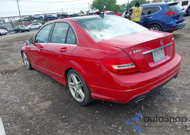 WDDGF8BB8CR207493: 42660200